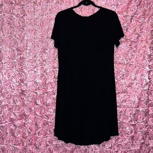Short sleeve black dress